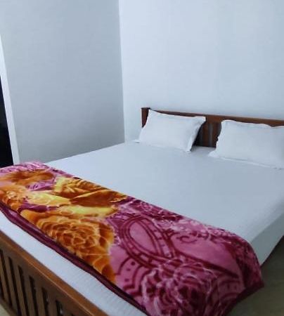 Suryanelli Beniel Homestay מראה חיצוני תמונה